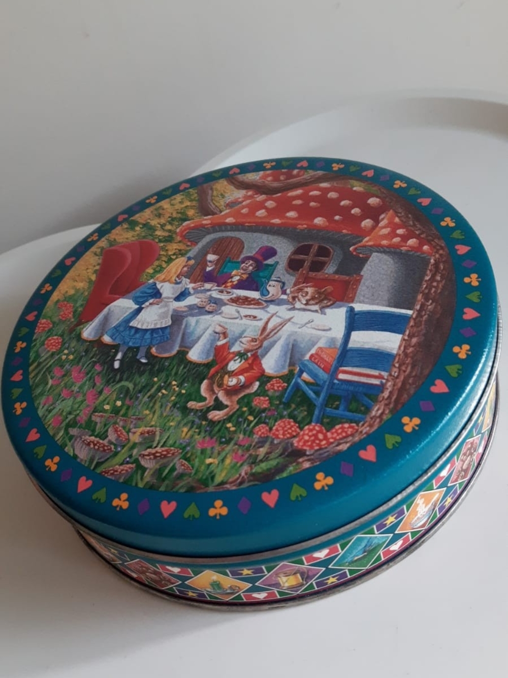 *3 for $20 deal* Alice in Wonderland Illustrated Cookie Tin - Teal Accent